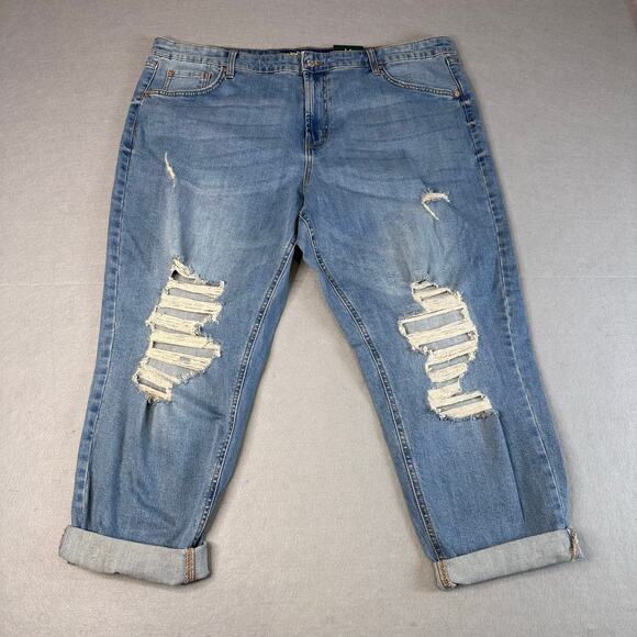 Wild Fable High Rise Distressed Mom Jeans/Capri WMNS 20W Blue Light Wash Cuffed - Picture 1 of 5